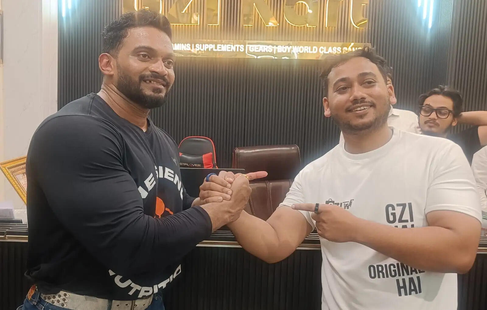 गोरखपुर में फिटनेस का जुनून, इंटरनेशनल बॉडी बिल्डर सुनीत जाधव से रूबरू हुए युवा