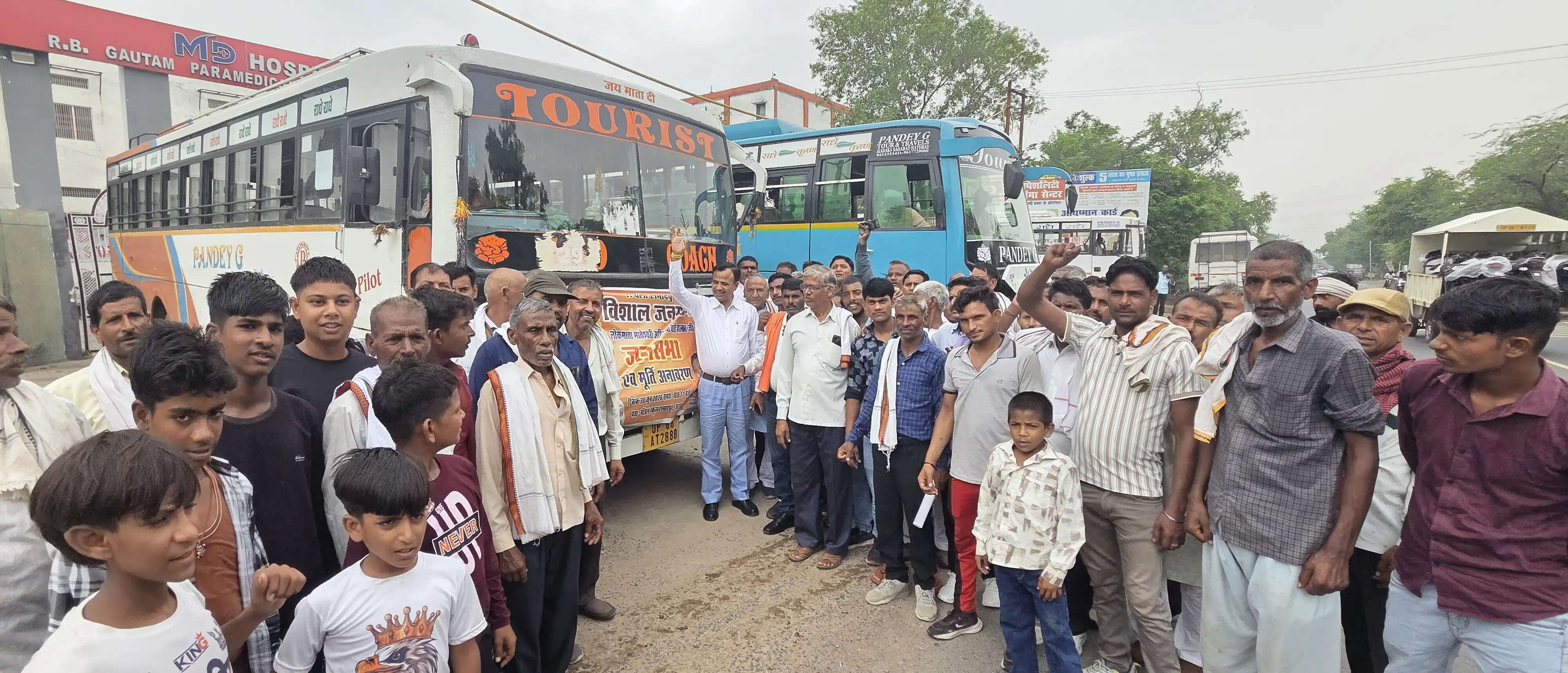अहिल्याबाई की प्रतिमा की स्थापना समाराेह के लिए रवाना हुईं 15 बसें