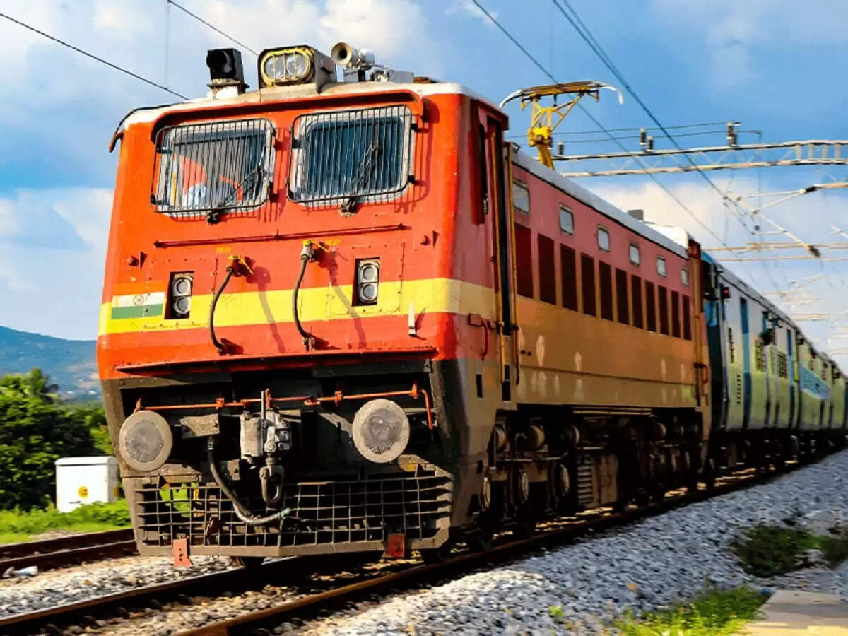 त्योहारों पर घर जाने वालों को राहत, जोधपुर से 7 जोड़ी स्पेशल ट्रेनें