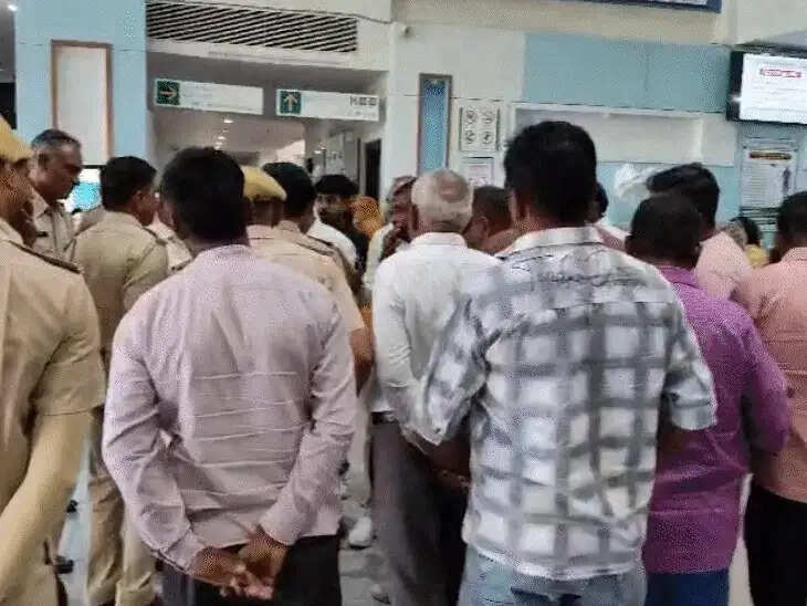 निजी अस्पताल में इलाज के दौरान लाइनमैन की मौत, परिजनों ने किया हंगामा