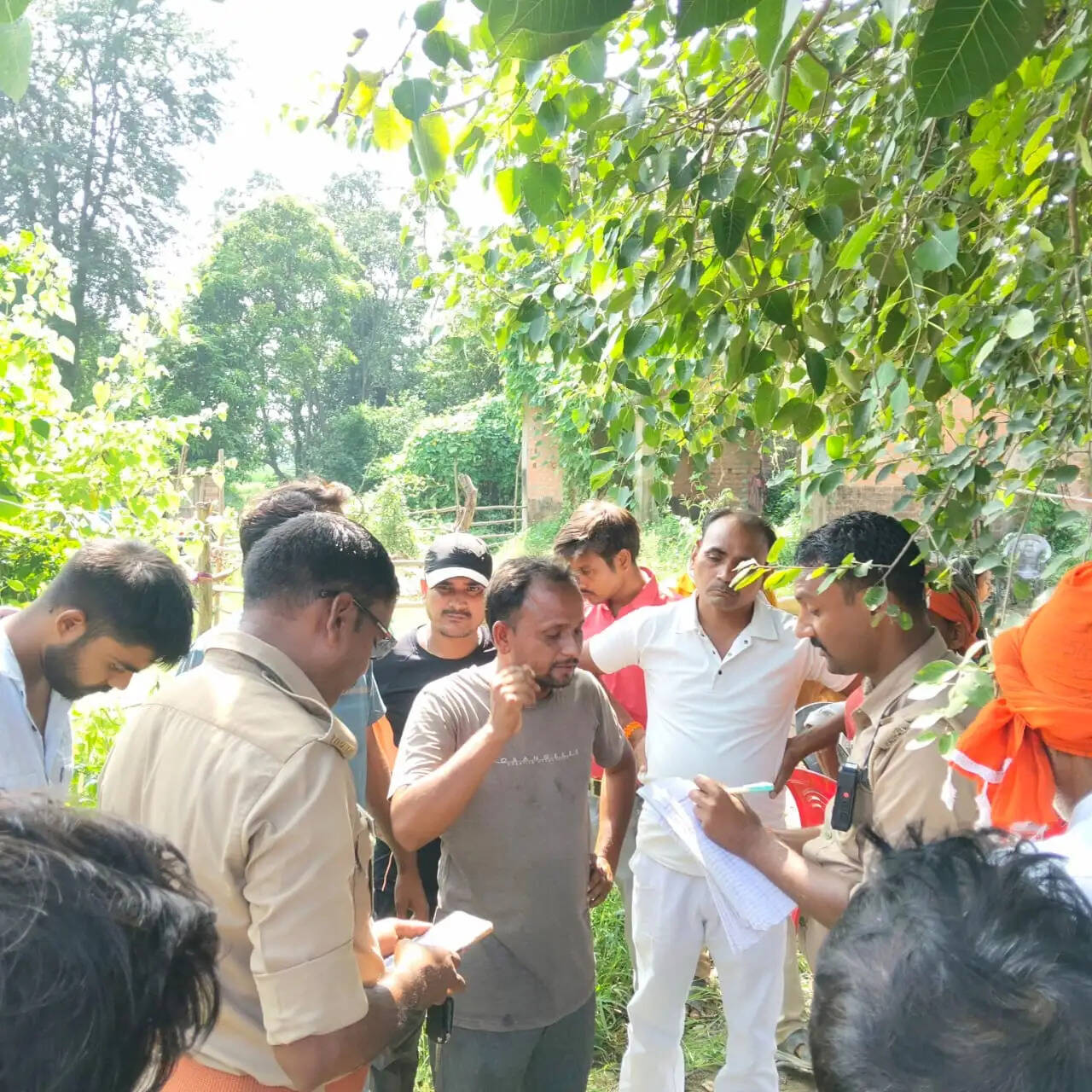 अमेठी : विषाक्त पदार्थ खाने से विवाहिता की मौत, मायके वालाें ने लगाया प्रताड़ना का आरोप