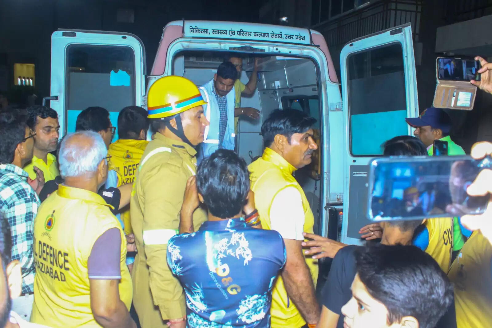 गाजियाबाद की चार हाई राइज़ सोसायटियों में ब्लैक आउट मॉकड्रिल