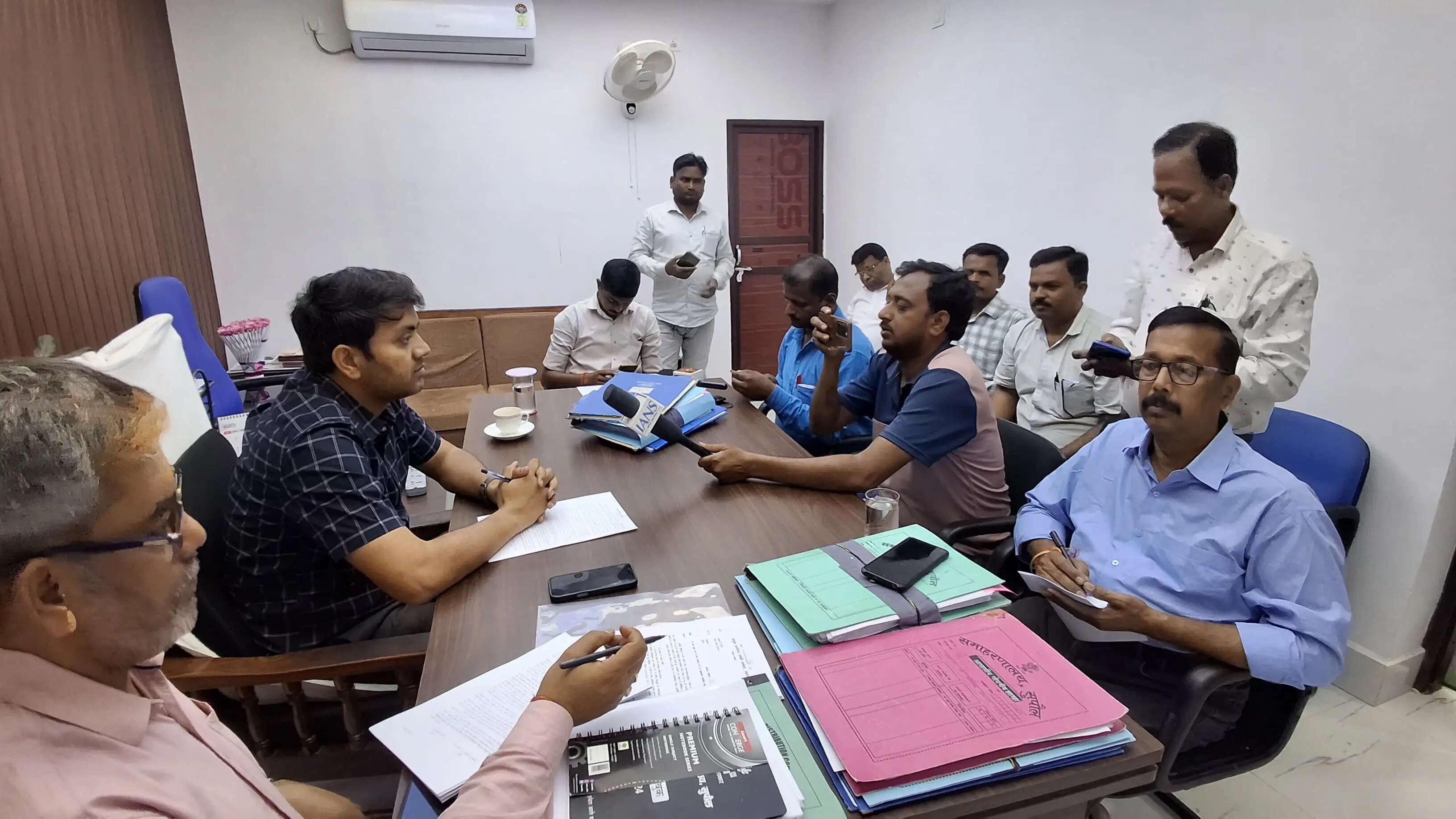 जिले में एलपीजी गैस की कोई समस्या नहीं&nbsp;,शादी विवाह के लिए एसडीएम को करना होगा आवेदन