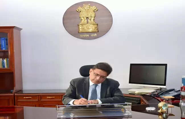 डॉ. अरुणीश चावला ने&nbsp;संभाला&nbsp;वित्त मंत्रालय के राजस्व विभाग में सचिव&nbsp;पद&nbsp;