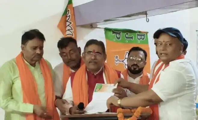 मत्स्य बाजार को जल्द चालू कराने की मांग, भाजपा जिला प्रवक्ता ने एमएलसी को सौंपा आवेदन