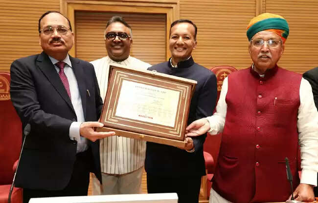 सोनीपत: ईमानदारी को चरित्र का मूल आधार बनाएं छात्र : मुख्य न्यायाधीश