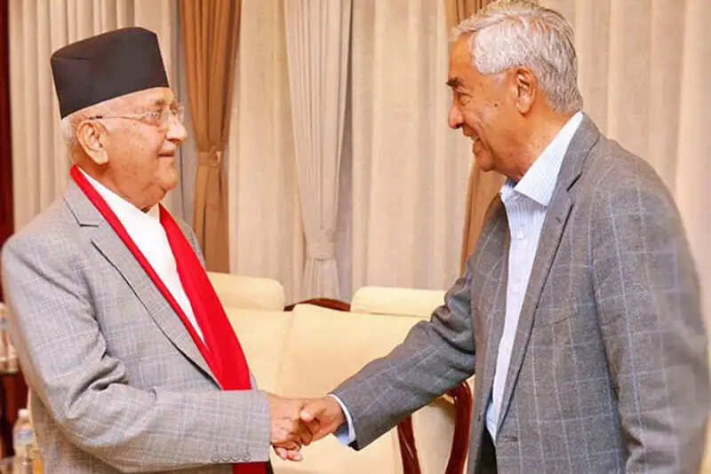 नेपाल में नई सरकार गठन को लेकर प्रचंड के बयान से राजनीति गरमाई