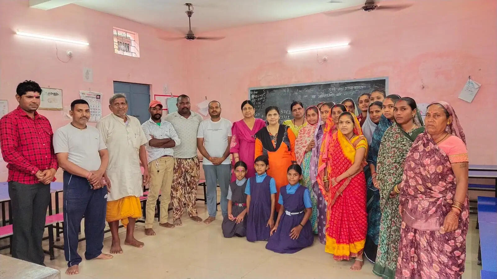 श्यामतराई में शाला विकास समिति के भोज साहू अध्यक्ष, ललिता साहू उपाध्यक्ष बनाए गए