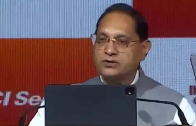 पूंजी बाजार घरेलू बचत और संपत्ति सृजन का प्रमुख जरिया बन रहे : तुहिन कांत पांडेय