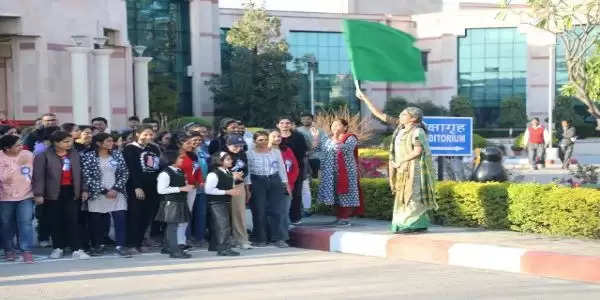 सीडीआरआई में समानता, सम्मान एवं महिला सशक्तीकरण के लिए दौड़े सभी वैज्ञानिक एवं शोध छात्र