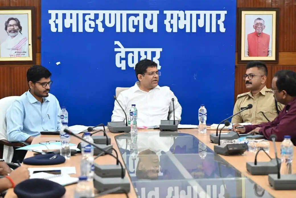 होमगार्ड बहाली को लेकर उपायुक्त ने की उच्चस्तरीय बैठक