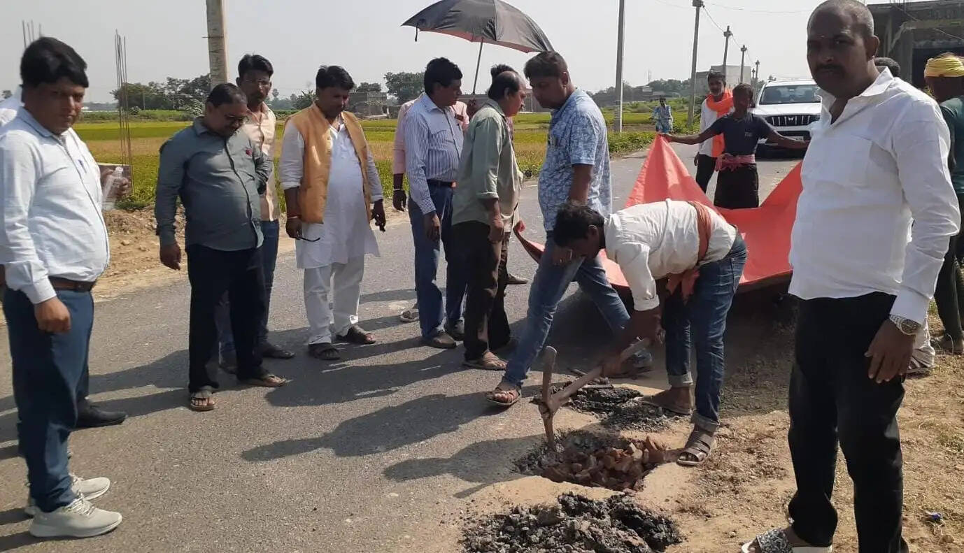 बेनीपुर-मनीगाछी सड़क की 12वीं बार गुणवत्ता जांच