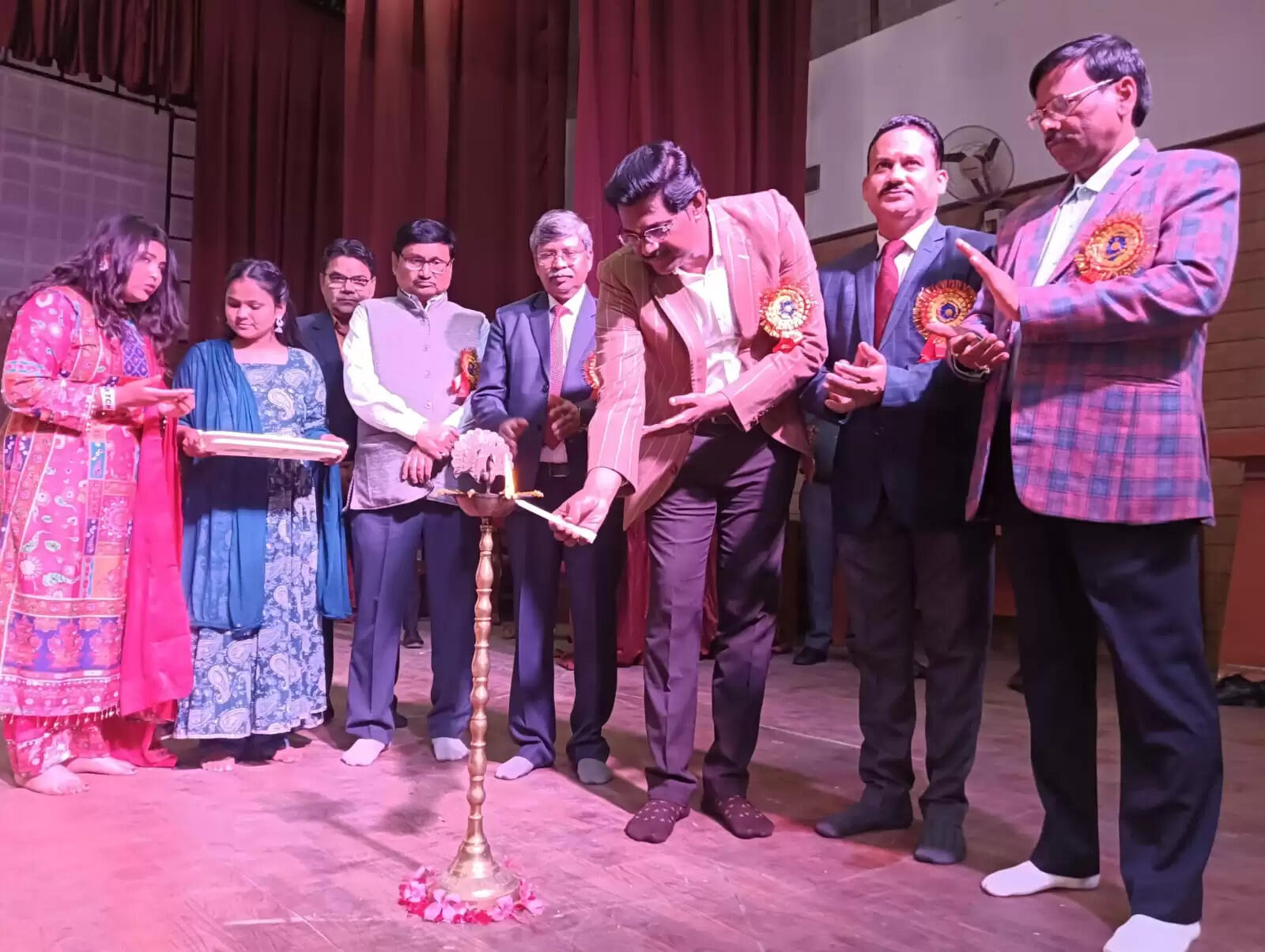 सीएसए के फ्रेशर्स पार्टी में कुलपति ने छात्रों को दी अनुशासन की हिदायत