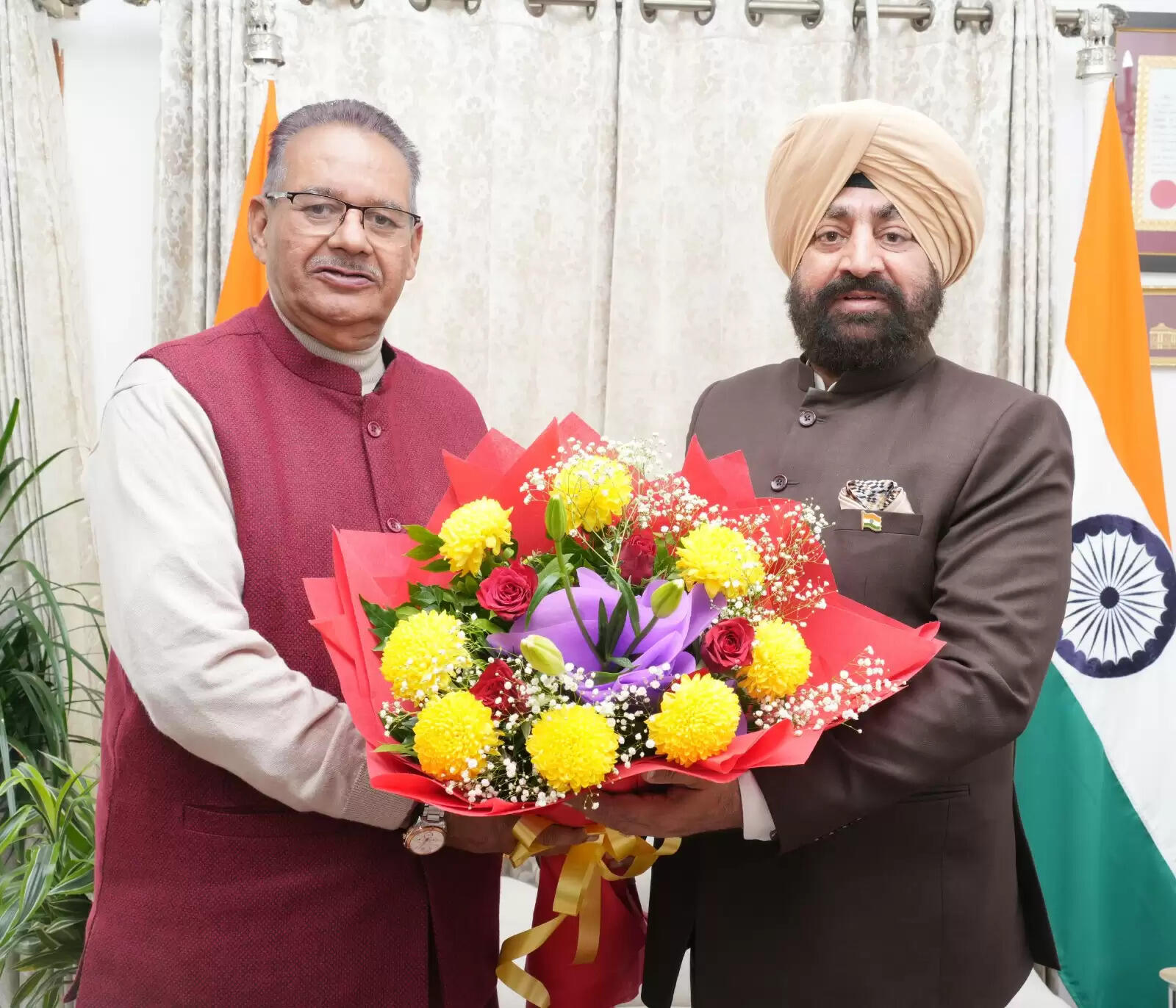 राज्यपाल से मिले मंत्री गणेश जोशी