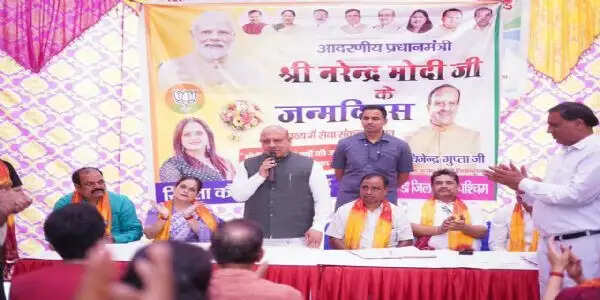 प्रधानमंत्री मोदी ने सेवा, सुशासन और राष्ट्र निर्माण की भावना को नई शक्ति दी : विजेंद्र गुप्ता