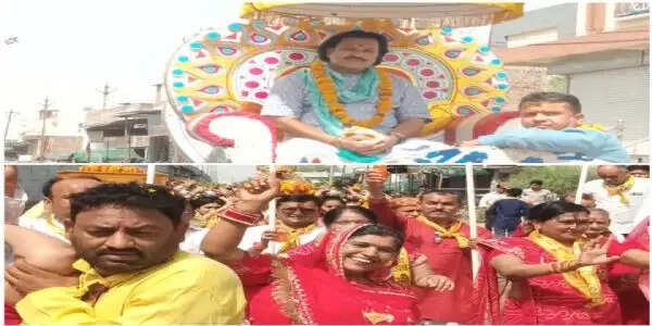 राजगढ़ःशिवधाम कॉलोनी में भव्य शोभायात्रा के साथ श्रीमद्भागवत कथा का शुभारंभ