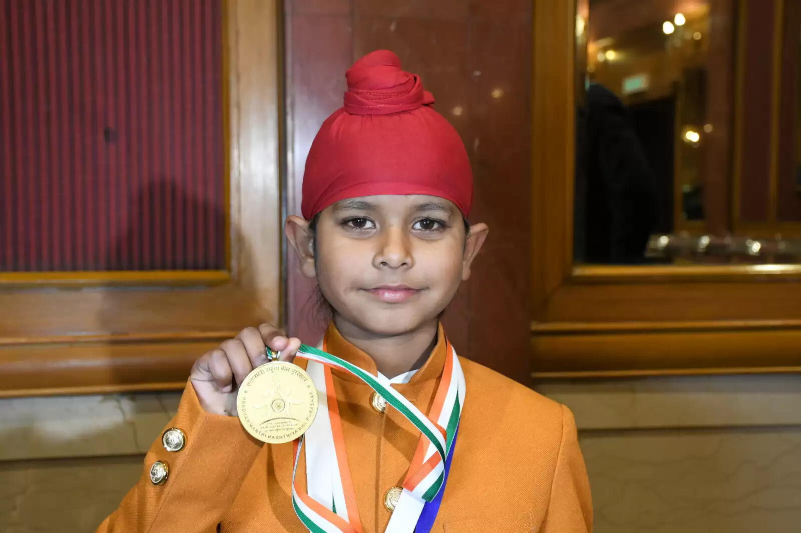 ऑपरेशन सिंदूर के दौरान मिसाल बना 10 साल का शवण, अनुशका ने फुटबॉल के मैदान में दागे कई गोल