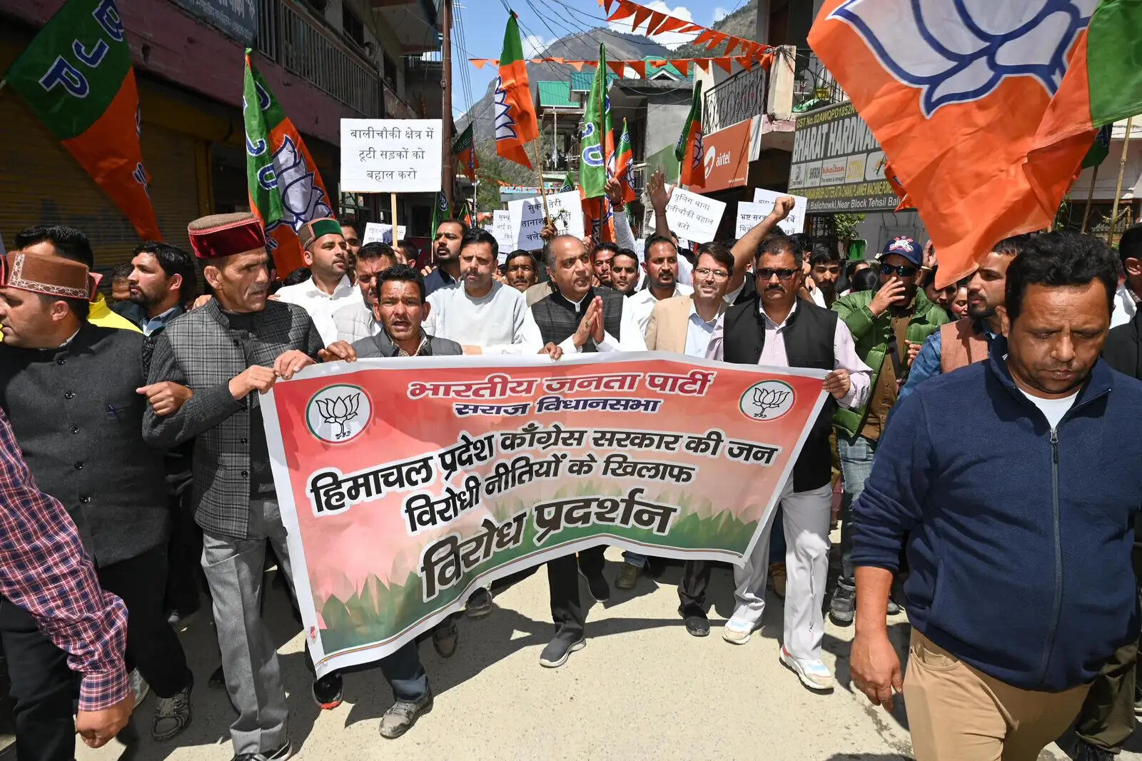 भाजपा सरकार ने आईजीएमसी को हिम केयर में 60 करोड़ दिए, सीएम 120 करोड़ का घोटाला बता रहे : जयराम ठाकुर