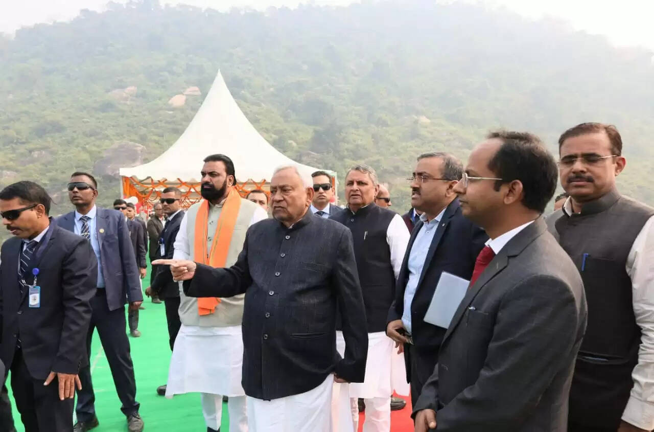 स्वास्थ्य शिक्षा तथा रोजगार बिहार सरकार की प्राथमिकता : नीतीश