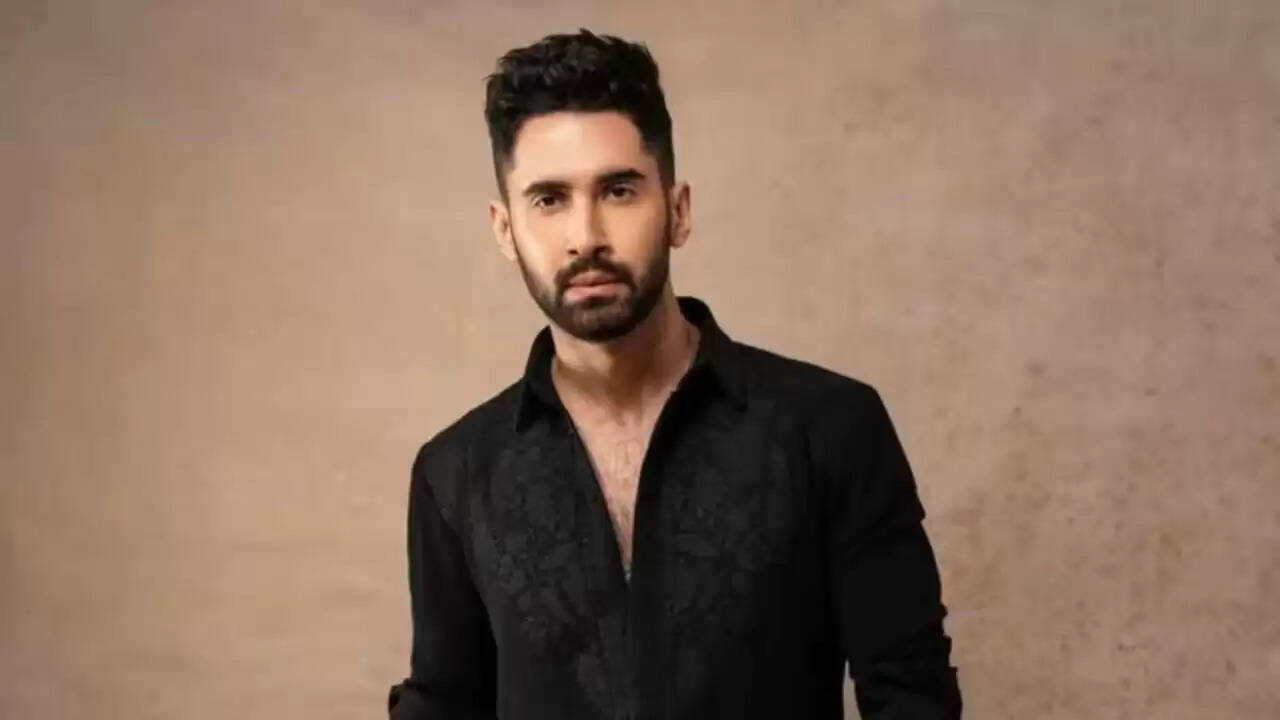 लक्ष्य लालवानी बने करण जौहर की नई पसंद