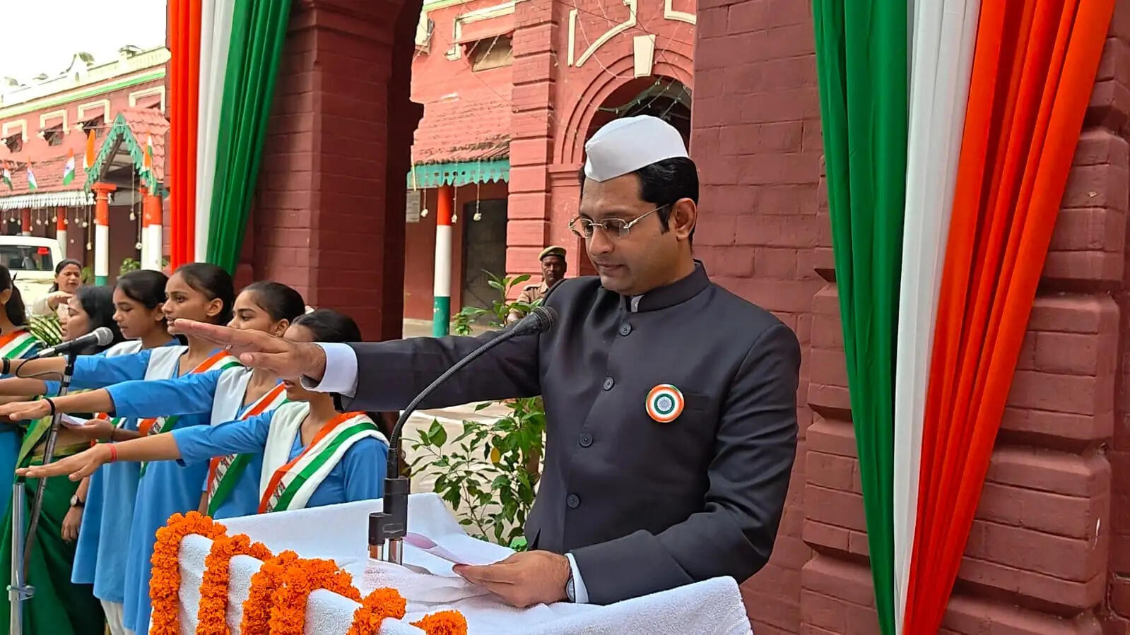 प्रधानमंत्री नरेंद्र मोदी के नेतृत्व में भारत एक ताकतवर देश के रूप में उभरा है: गिरीश चंद्र यादव
