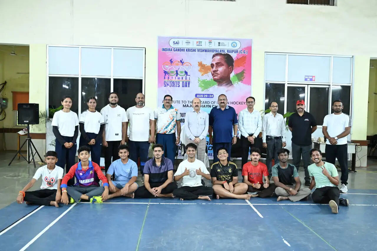 मेजर ध्यानचंद की स्मृति में खेल दिवस समारोह का आयोजन