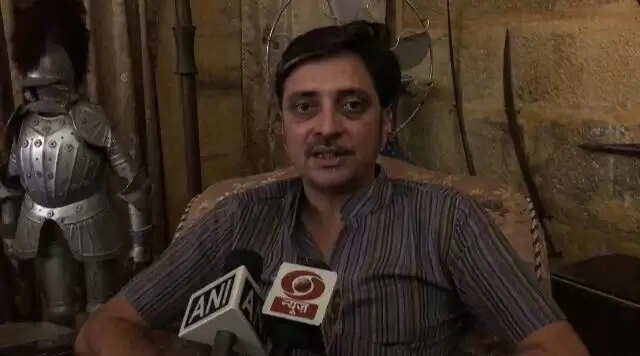 राज्य पक्षी गोडावण की मृत्यु से संरक्षण प्रयासों को आघात