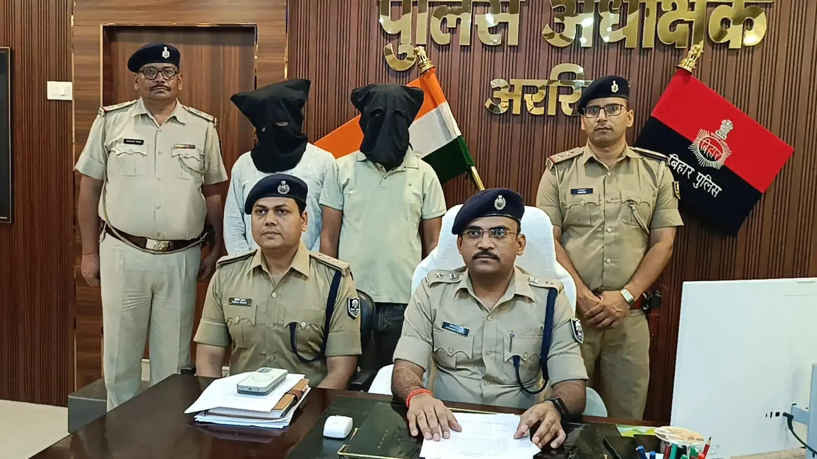आरएस पुलिस ने लूटपाट की कोशिश को किया विफल,दो बदमाश हथियार के साथ गिरफ्तार