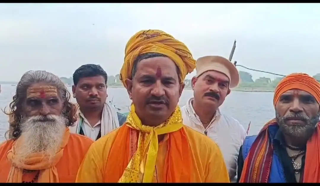 यमुना भक्त दिनेश शर्मा का प्रण, शुद्ध होने तक त्यागा अन्न