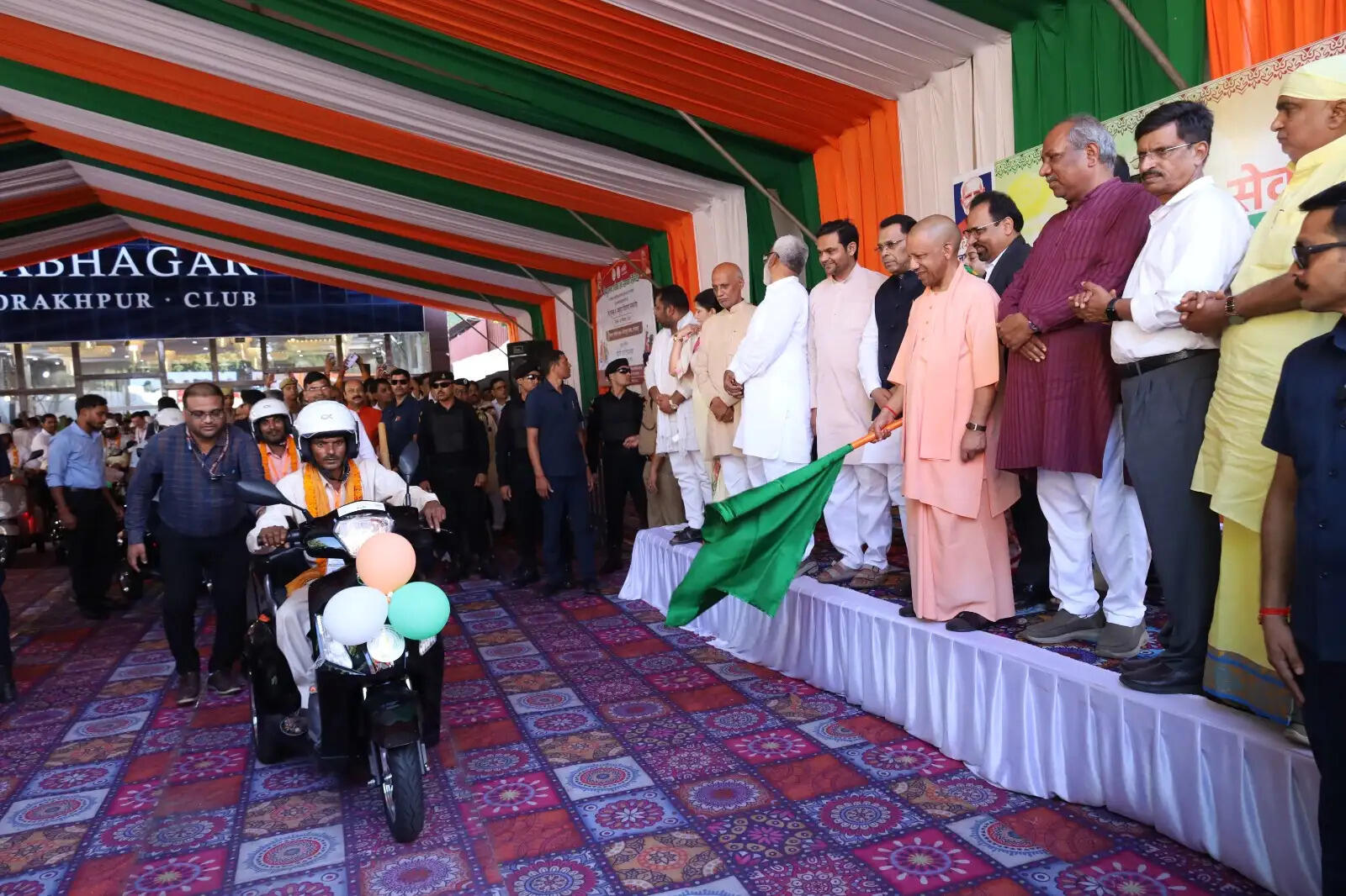 फिर बढ़ेगी दिव्यांगजन की पेंशन धनराशि: सीएम योगी