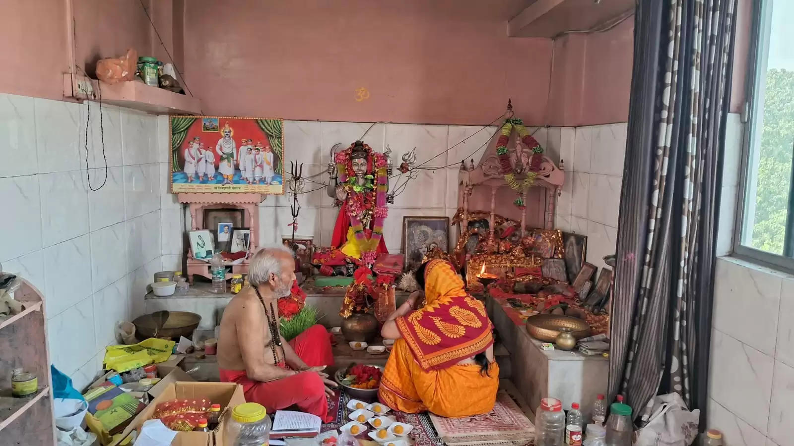 नवरात्रि के आठवें दिन महाकाल मंदिर में हुई माता महागौरी की पूजा