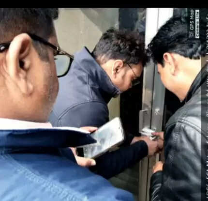 ऑपरेशन टेबल से मौत का सफर-लापरवाही से गई प्रसूता की जान, अस्पताल सीज