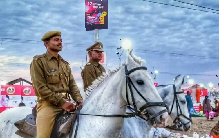 महाकुंभ-25 (स्पेशल): यूपी पुलिस श्रद्धालुओं से पूछेगी 'मे आई हेल्प यू'