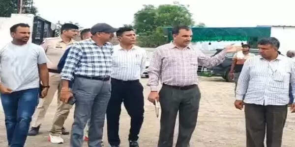 सोनीपत: गैस एजेंसी पर छापा, 400 सिलेंडर जब्त