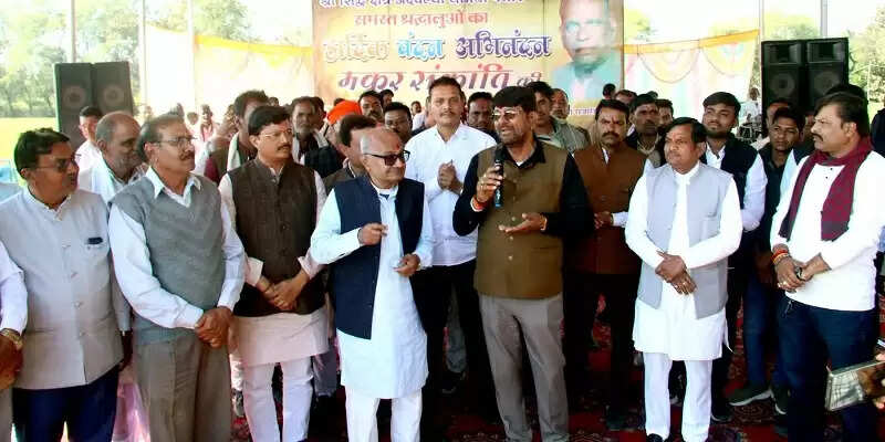 दमोहः राज्य मंत्री पटेल ने खैरी, मड़ला एवं अदौल्या पहुंच मार्ग का किया भू‍मि-पूजन