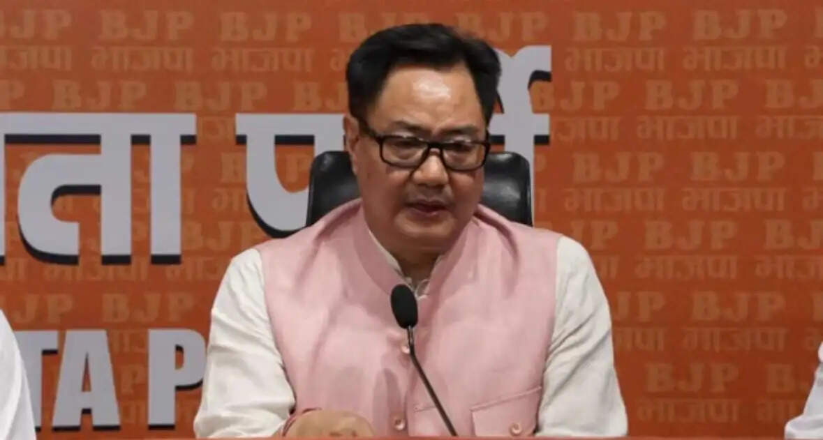 अवैध गतिविधि में धन का दुरुपयोग रोकने को लाया गया एफसीआरए विधेयकः रिजिजू