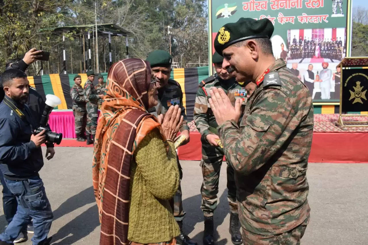 भूतपूर्व सैनिकों और वीर नारियों के लिए गौरव सेनानी रैली का आयोजन