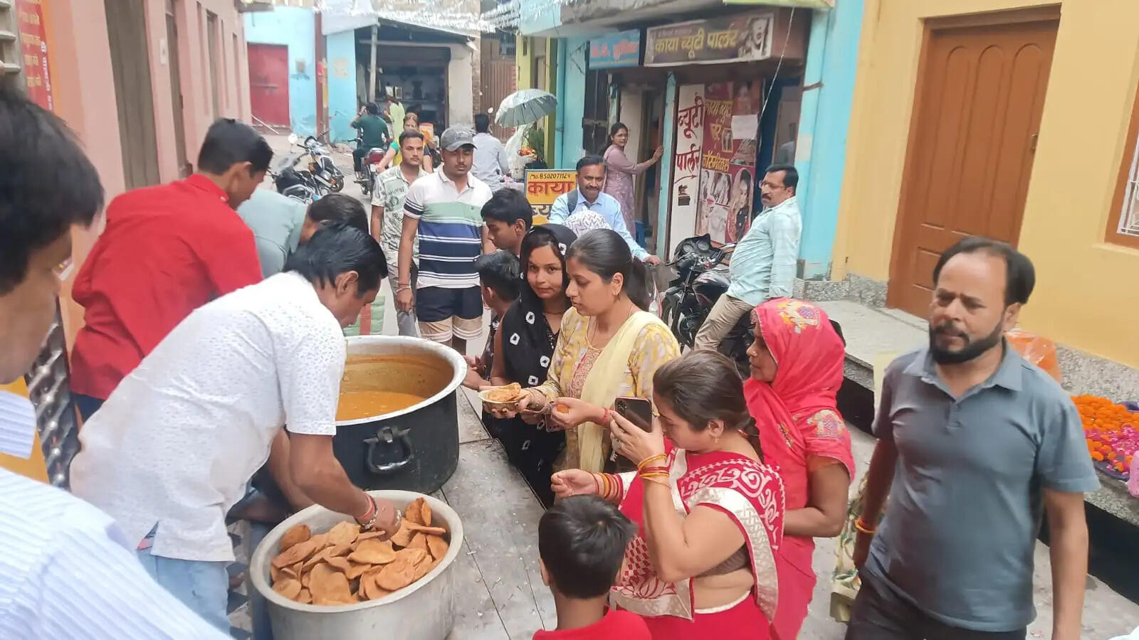 अंजनी के लाल का धूमधाम से मनाया गया जन्मोत्सव