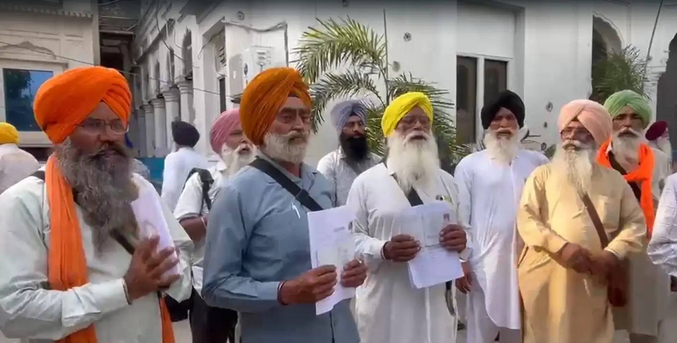श्री गुरु अर्जन देव जी के शहीदी दिवस पर भारतीय श्रद्धालुओं का जत्था पाकिस्तान रवाना