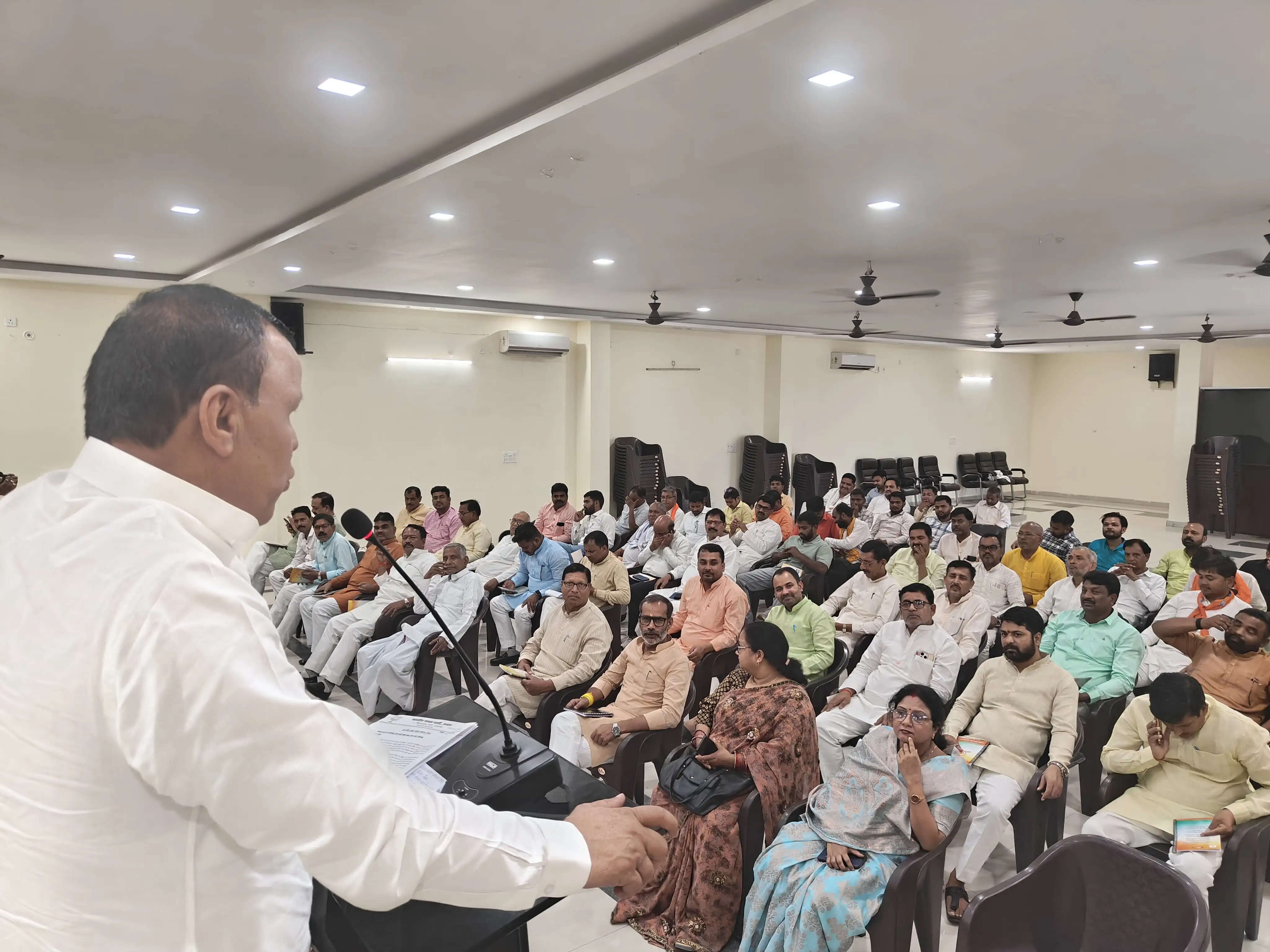 स्थापना दिवस धूम धाम से मनाएगी भाजपा, सरकार की उपलब्धियों पर हाेगी चर्चा : जनार्दन तिवारी