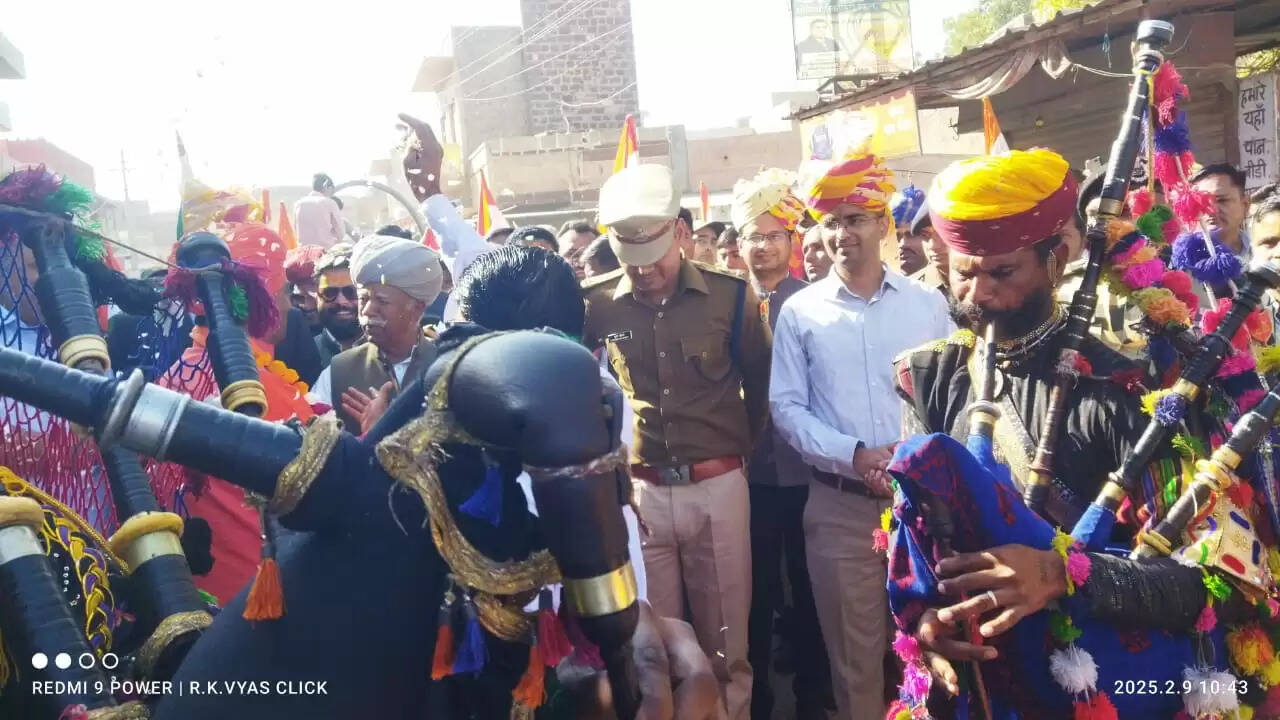 जैसलमेर में&nbsp;चार दिवसीय विश्व विख्यात मरू महोत्सव का आगाज