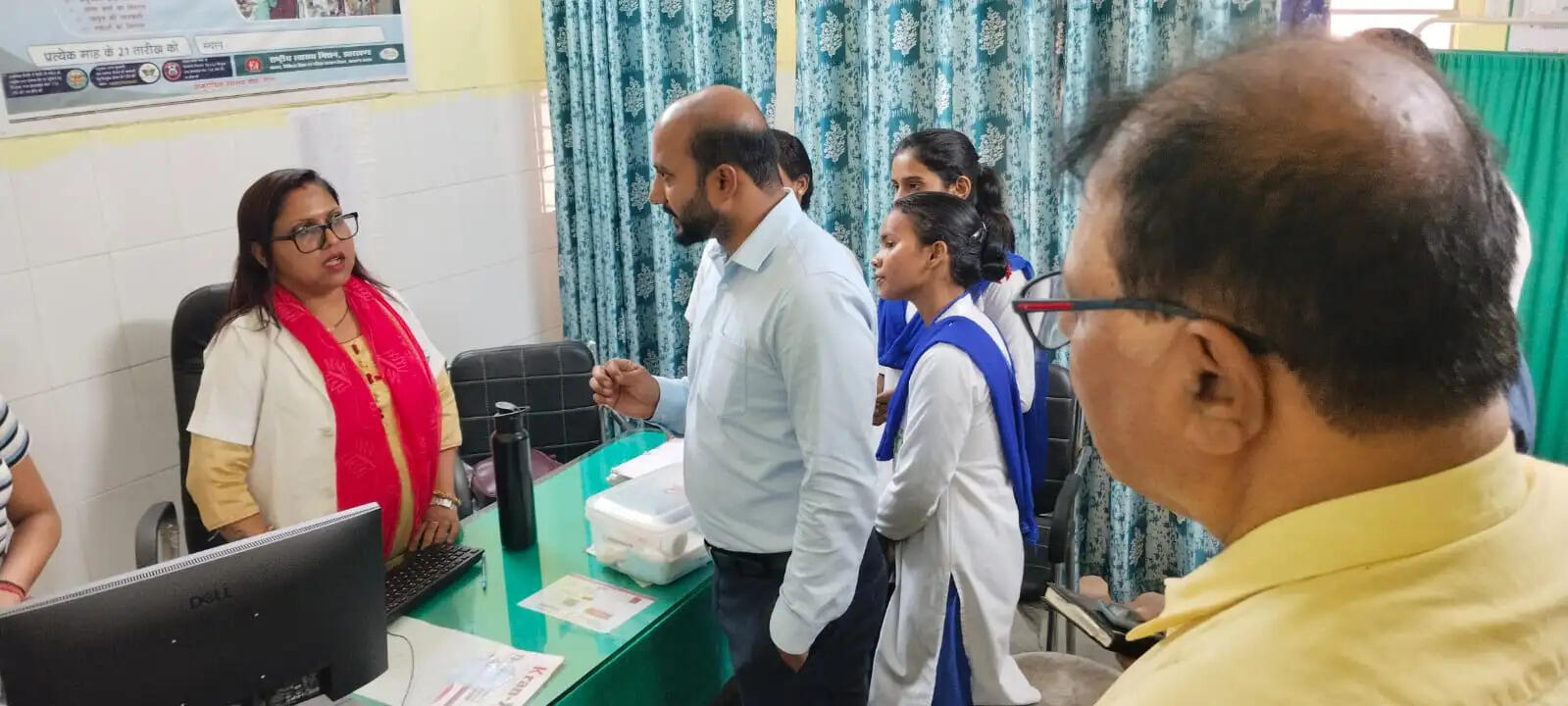 मुख्यमंत्री के गांव नेमरा पहुंचे डीसी ऋतुराज, विकास कार्यों का लिया जायजा