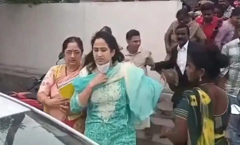 यूके वीजा धोखाधड़ी मामले में यूट्यूबर रामा नंदना ने आरोपों से किया इनकार