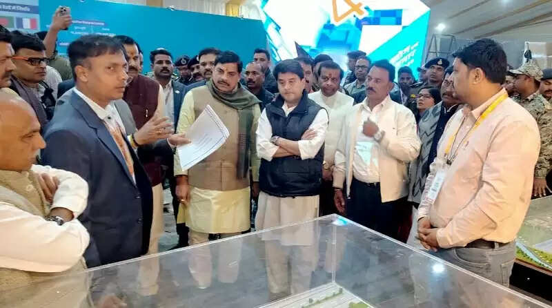 ग्वालियरः मुख्यमंत्री ने लिया “अभ्युदय मध्यप्रदेश ग्रोथ समिट” की तैयारियों का जायजा