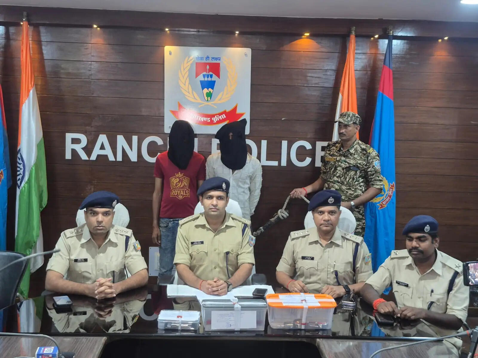 रांची में 15.7 लाख की सिगरेट चोरी का खुलासा, दो गिरफ्तार