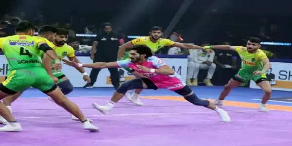पीकेएल-12: जयपुर पिंक पैंथर्स ने पटना पाइरेट्स को रोमांचक मुकाबले में 39-36 से हराया