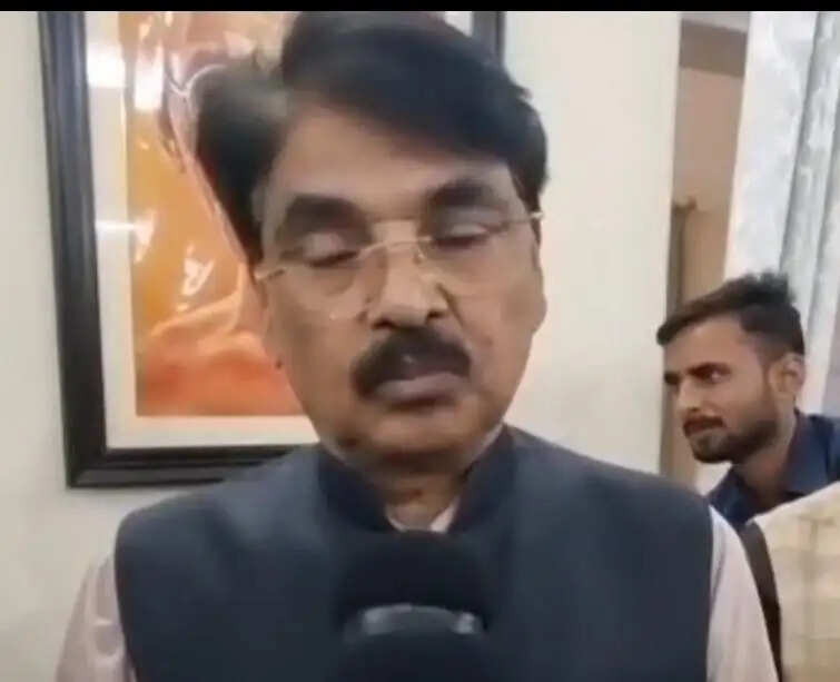 भागलपुर में उच्च न्यायालय के बेंच की मांग तेज, सांसद मनन मिश्रा ने दिया समर्थन