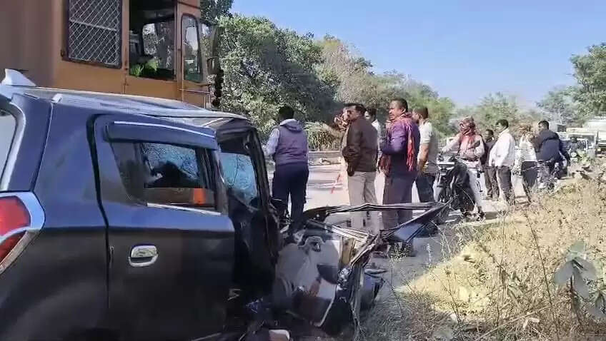 कोरबा में कार–डीजल टैंकर की आमने-सामने भिड़ंत, एक की मौत, चार गंभीर