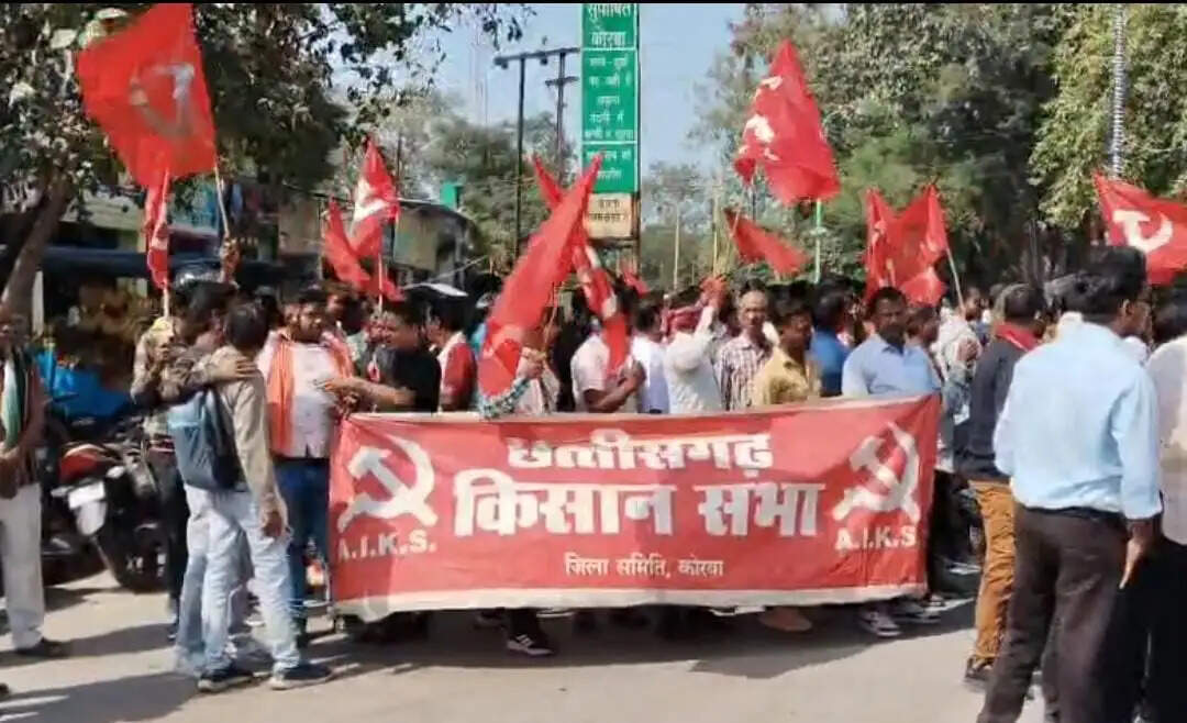 कोरबा : रोजगार की मांग को लेकर 4 नवंबर को कुसमुंडा खदान बंद और कोल परिवहन रोकने की चेतावनी
