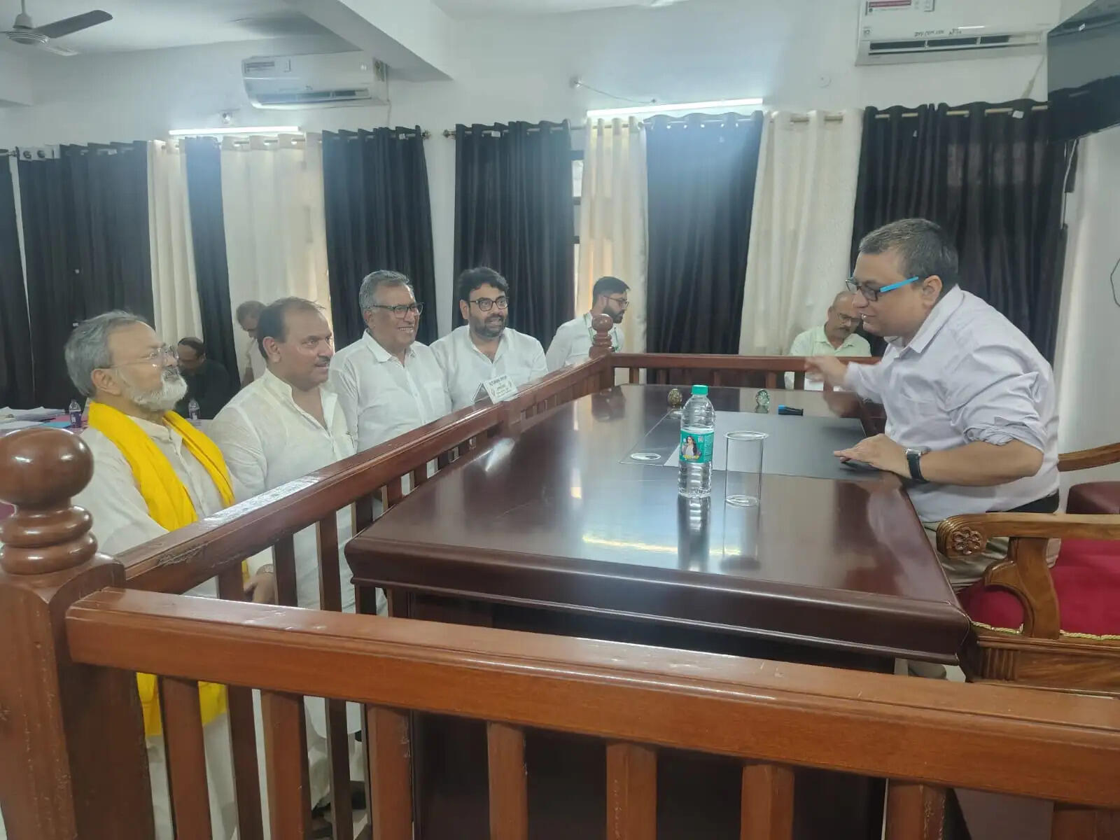 सारण शिक्षक निर्वाचन क्षेत्र से जन सुराज के प्रत्याशी आफाक अहमद ने किया नामांकन